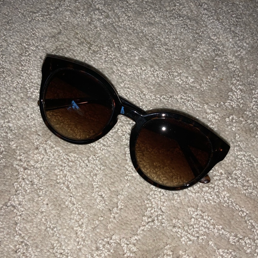 tortoise shell sunglasses - Picture 2 of 7